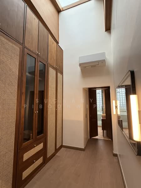 New Townhouse For Rent Contemporary Style at Phrom Phong, กรุงเทพ, สุขุมวิท 39, คลองตันเหนือ, วัฒนา, กรุงเทพ, 350 ตร.ม., ทาวน์เฮ้าส์ ให้เช่า, โดย Suchanya Piboonwiput, 500146094 - DDproperty.com