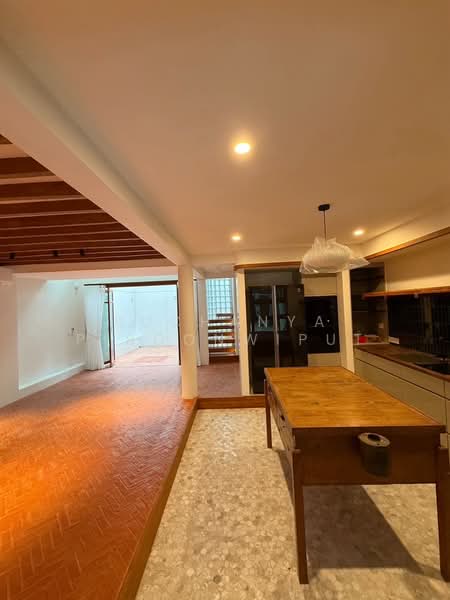 New Townhouse For Rent Contemporary Style at Phrom Phong, กรุงเทพ, สุขุมวิท 39, คลองตันเหนือ, วัฒนา, กรุงเทพ, 350 ตร.ม., ทาวน์เฮ้าส์ ให้เช่า, โดย Suchanya Piboonwiput, 500146094 - DDproperty.com