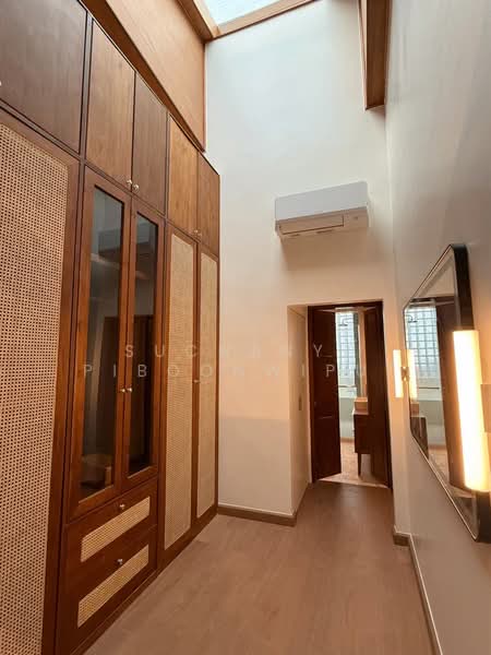 New Townhouse For Rent Contemporary Style at Phrom Phong, กรุงเทพ, สุขุมวิท 39, คลองตันเหนือ, วัฒนา, กรุงเทพ, 350 ตร.ม., ทาวน์เฮ้าส์ ให้เช่า, โดย Suchanya Piboonwiput, 500146094 - DDproperty.com