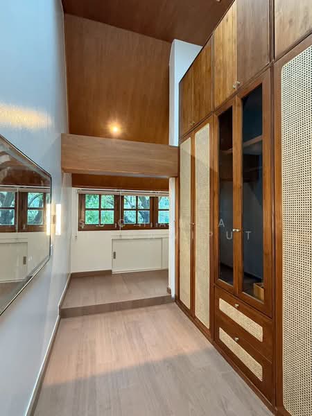 New Townhouse For Rent Contemporary Style at Phrom Phong, กรุงเทพ, สุขุมวิท 39, คลองตันเหนือ, วัฒนา, กรุงเทพ, 350 ตร.ม., ทาวน์เฮ้าส์ ให้เช่า, โดย Suchanya Piboonwiput, 500146094 - DDproperty.com