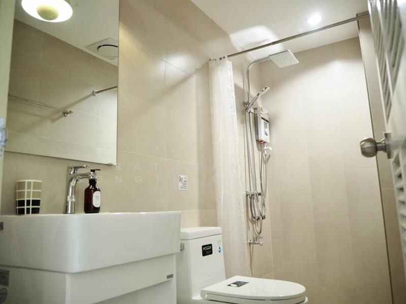 2-BR Townhouse, Bangkok, Chan Kasem, Chatuchak, Bangkok, 2 Bedrooms, 160 sqm, Townhouse For Rent, by Ratchanon Songthammakul, 500146101 - DDproperty.com