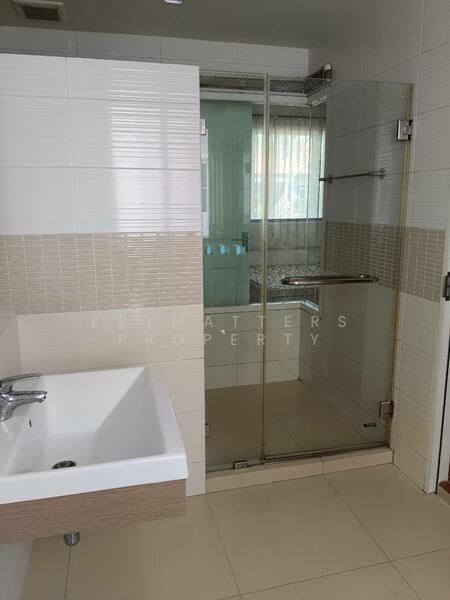 Laddarom Chaiyaphruk-Chaengwattana, Nonthaburi, Chaiyapruek Road, Khlong Phra Udom, Pak Kret, Nonthaburi, 4 Bedrooms, 300 sqm, Single Detached House For Sale, by keymatters property, 500146141 - DDproperty.com