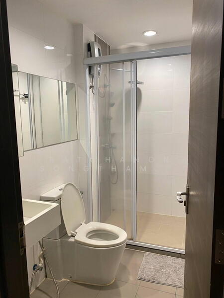 Rhythm Ratchada, Bangkok, 558 Ratchadaphisek Road, Samsen Nok, Huai Khwang, Bangkok, 2 Bedrooms, 74 sqm, Condo For Rent, by Ratchanon Songthammakul, 500146144 - DDproperty.com