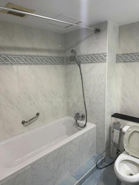 Asoke Place, Bangkok, Asok Montri Rd, Khlongtoei Nua, Watthana, Bangkok, 2 Bedrooms, 83 sqm, Condo For Rent, by BANGKOK PROPERTY AGENTS, 500146168 - DDproperty.com