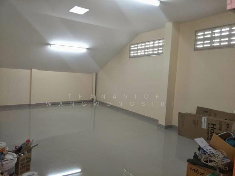 5-BR House, Prachuap Khiri Khan, Hua Hin, Hua Hin, Prachuap Khiri Khan, 5 Bedrooms, 410 sqm, Single Detached House For Sale, by Thanavich Wangwongsiri , 500146170 - DDproperty.com