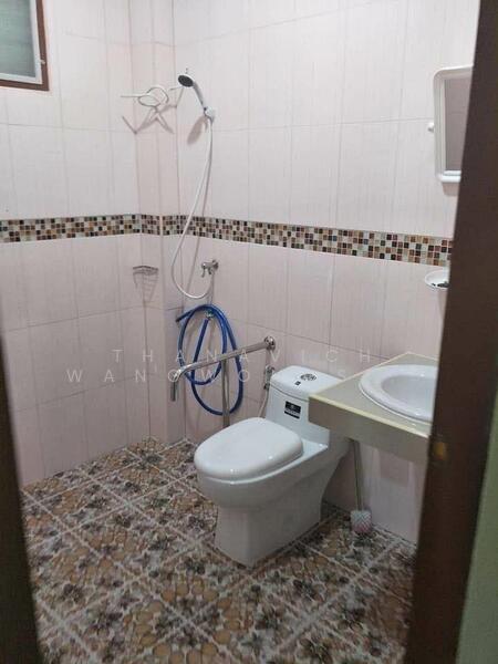 5-BR House, Prachuap Khiri Khan, Hua Hin, Hua Hin, Prachuap Khiri Khan, 5 Bedrooms, 410 sqm, Single Detached House For Sale, by Thanavich Wangwongsiri , 500146170 - DDproperty.com