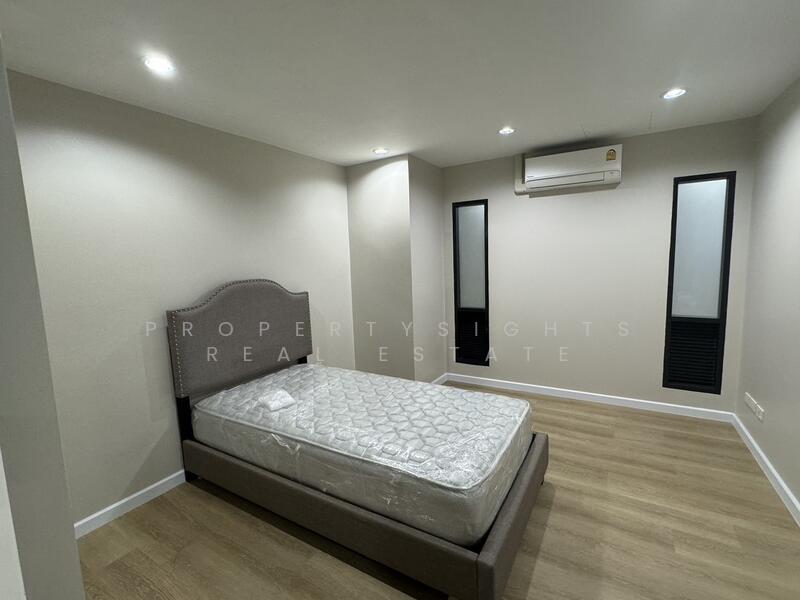 D.S. Tower 1 Sukhumvit 33, Bangkok, Soi Phrom Chit, Khlong Tan Nua, Watthana, Bangkok, 4 Bedrooms, 236 sqm, Condo For Rent, by PROPERTYSIGHTS REAL ESTATE, 500146198 - DDproperty.com