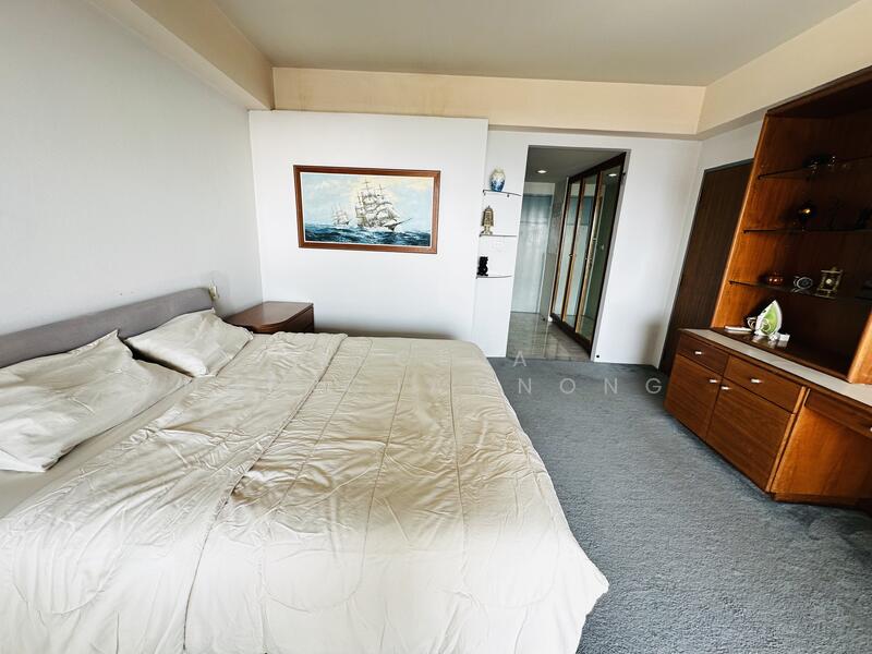 Peak Condo, Chon Buri (Pattaya), Soi Phratamnak Phratamnak, Nong Pru, Bang Lamung (Pattaya), Chon Buri (Pattaya), 1 Bedroom, 81 sqm, Condo For Sale, by Regina Nuengjamnong, 500146227 - DDproperty.com