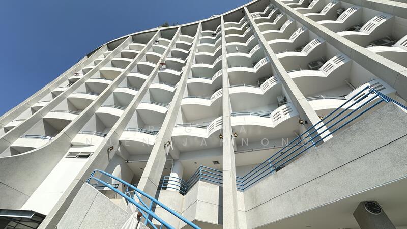 Peak Condo, Chon Buri (Pattaya), Soi Phratamnak Phratamnak, Nong Pru, Bang Lamung (Pattaya), Chon Buri (Pattaya), 1 Bedroom, 81 sqm, Condo For Sale, by Regina Nuengjamnong, 500146227 - DDproperty.com