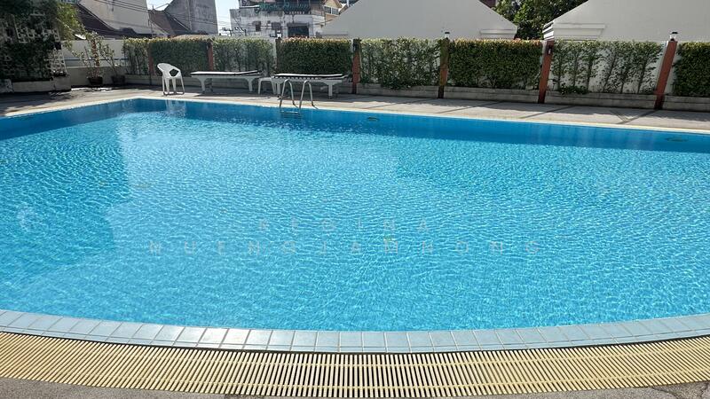 Peak Condo, Chon Buri (Pattaya), Soi Phratamnak Phratamnak, Nong Pru, Bang Lamung (Pattaya), Chon Buri (Pattaya), 1 Bedroom, 81 sqm, Condo For Sale, by Regina Nuengjamnong, 500146227 - DDproperty.com