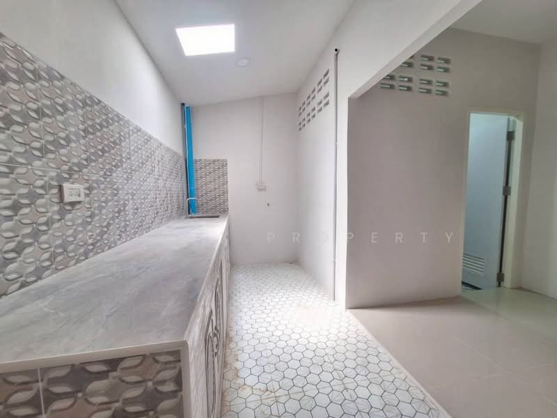 Townhouse, Wang Hin Soi 8., Chon Buri (Pattaya), -, Surasak, Si Racha, Chon Buri (Pattaya), 2 Bedrooms, 80 sqm, Townhouse For Sale, by Connex Property, 500146259 - DDproperty.com