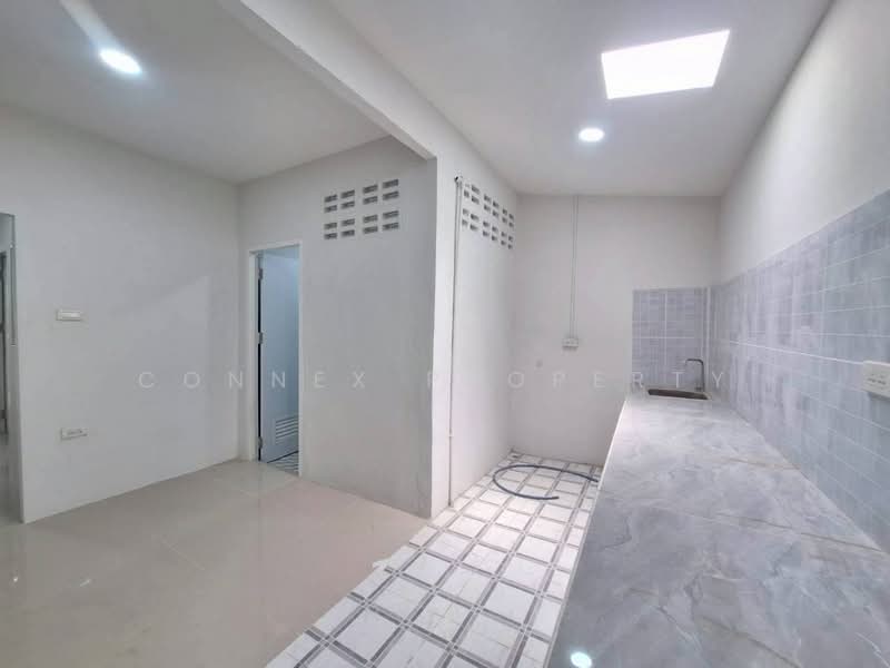 ทาวน์เฮาส์ชั้นเดียว วังหินซอย8, ชลบุรี, -, สุรศักดิ์, ศรีราชา, ชลบุรี, 80 ตร.ม., ทาวน์เฮ้าส์ ขาย, โดย Connex Property, 500146263 - DDproperty.com