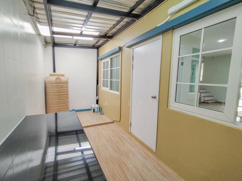 Golden Town Onnut-Pattanakarn, Bangkok, 199 Soi On Nut 65 Yeak 14, Prawet, Prawet, Bangkok, 4 Bedrooms, 110 sqm, Townhouse For Sale, by NRagent, 500146287 - DDproperty.com