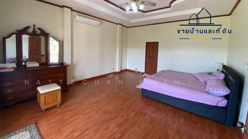 Exquisite English Cottage Retreat: 360-Degree Panoramic Mountain Vistas in Phrao, Chiang Mai., Chiang Mai, -, Khuan Phak, Phrao, Chiang Mai, 4 Bedrooms, 433 sqm, Single Detached House For Sale, by Nattachan Khamyod, 500146302 - Master Bedroom - DDproperty.com