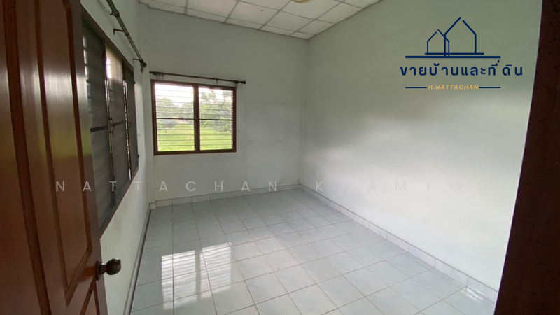 Exquisite English Cottage Retreat: 360-Degree Panoramic Mountain Vistas in Phrao, Chiang Mai., Chiang Mai, -, Khuan Phak, Phrao, Chiang Mai, 4 Bedrooms, 433 sqm, Single Detached House For Sale, by Nattachan Khamyod, 500146302 - Bedroom - DDproperty.com