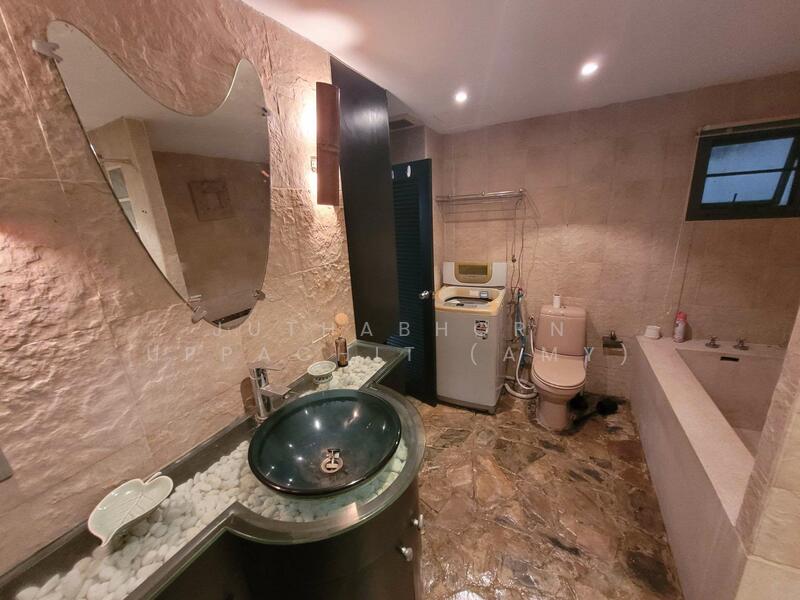 Top View Tower, Bangkok, Soi Sukhumvit 59, Khlong Tan Nua, Watthana, Bangkok, 2 Bedrooms, 76 sqm, Condo For Rent, by Juthabhorn Uppachit (Amy), 500146308 - DDproperty.com