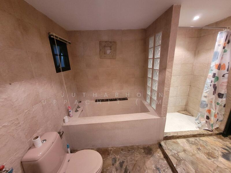 Top View Tower, Bangkok, Soi Sukhumvit 59, Khlong Tan Nua, Watthana, Bangkok, 2 Bedrooms, 76 sqm, Condo For Rent, by Juthabhorn Uppachit (Amy), 500146308 - DDproperty.com