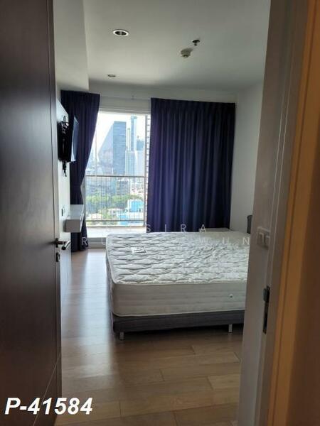 15 Sukhumvit Residences, Bangkok, Soi Sukhumvit 15, Khlongtoei Nua, Watthana, Bangkok, 2 Bedrooms, 65 sqm, Condo For Rent, by Susira Prueksawun, 500146317 - DDproperty.com