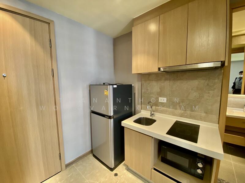 Regal Sathon-Naradhiwas : รีเกิล สาทร-นราธิวาส, กรุงเทพ, ถนนนราธิวาสราชนครินทร์, ทุ่งมหาเมฆ, สาทร, กรุงเทพ, 32 ตร.ม., คอนโด ขาย, โดย Thananthorn Wongvarnkaseam, 500146324 - DDproperty.com