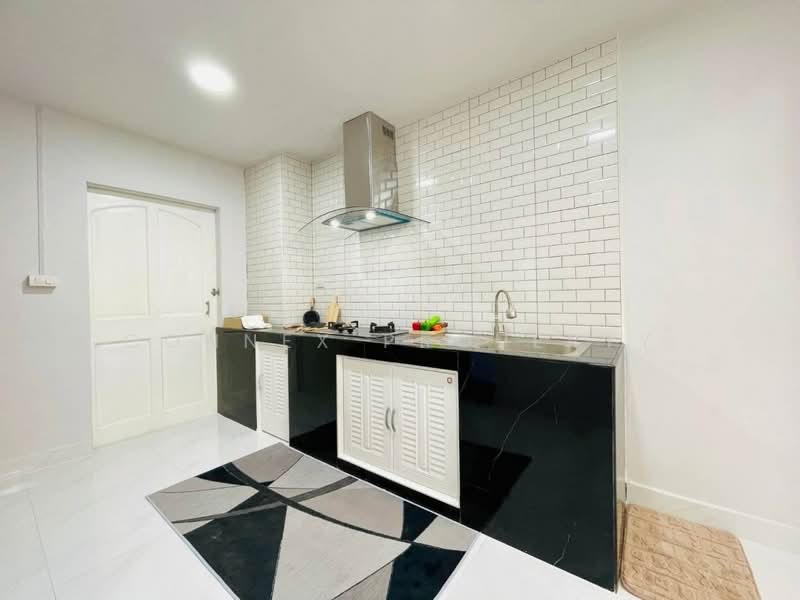 ทาวน์เฮาส์ 3 ชั้น พื้นที่ 150 ตารางเมตร จรัญ46 บางยี่ขัน กรุงเทพมหานคร, กรุงเทพ, จรัญสนิทวงศ์, บางยี่ขัน, บางพลัด, กรุงเทพ, 150 ตร.ม., ทาวน์เฮ้าส์ ขาย, โดย Connex Property, 500146347 - DDproperty.com