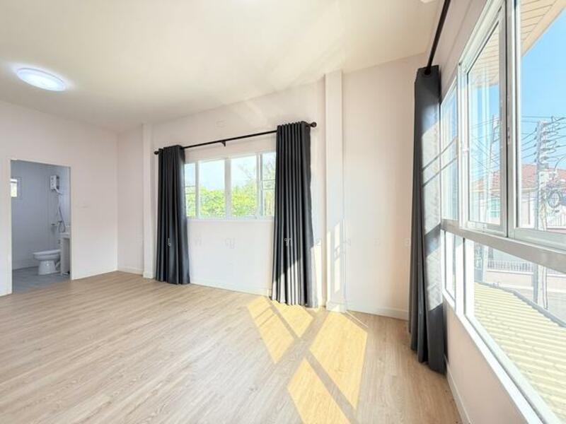 ขาย - ณิชากร ท่าไม้ กระทุ่มแบน, สมุทรสาคร