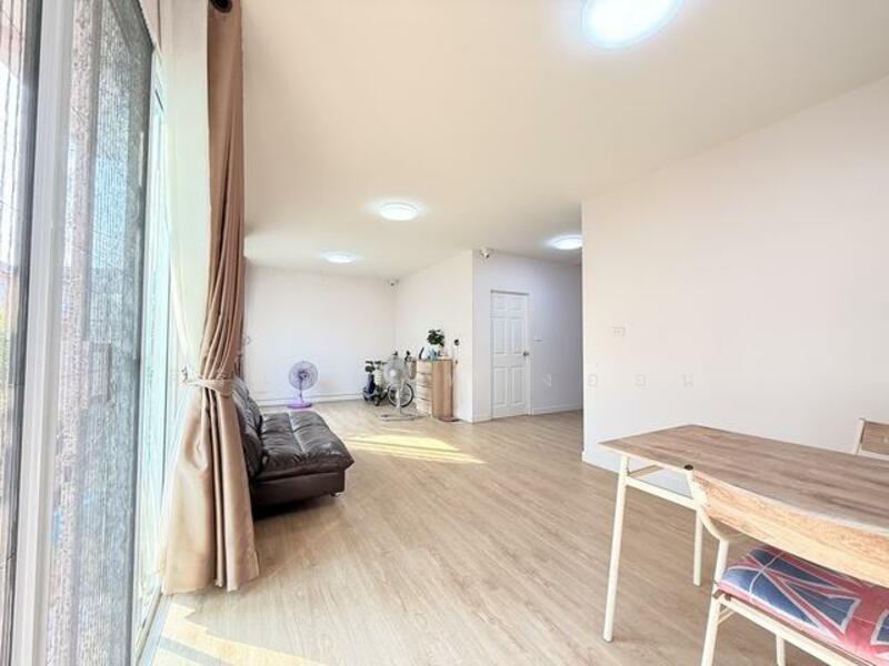 ขาย - ณิชากร ท่าไม้ กระทุ่มแบน, สมุทรสาคร