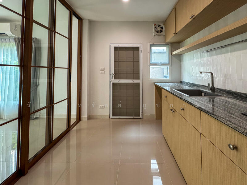 Grande Pleno Bangna Onnut, Samut Prakan, Rajateva Bangplee, Bangphli Yai, Bang Plee, Samut Prakan, 3 Bedrooms, 145 sqm, Semi-Detached House (Twin House) For Sale, by วัชราทรัพย์ ภูปภาดล, 500146353 - DDproperty.com