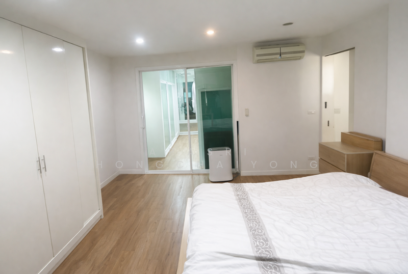 ็House Sutthisan-Ratchada, Bangkok, สุทธิสาร, Din Daeng, Din Daeng, Bangkok, 4 Bedrooms, 269 sqm, Single Detached House For Sale, by Apasri Phongchaiyong, 500146382 - DDproperty.com