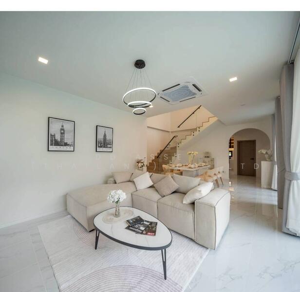 For Sale/Rent Rowena Pool Villa in Chiang Mai พูลวิลล่า เชียงใหม่, Chiang Mai, Nong Kwai, Hang Dong, Chiang Mai, 5 Bedrooms, 400 sqm, Villa For Sale, by DD Asset (Thailand) Co.,Ltd, 500146464 - DDproperty.com