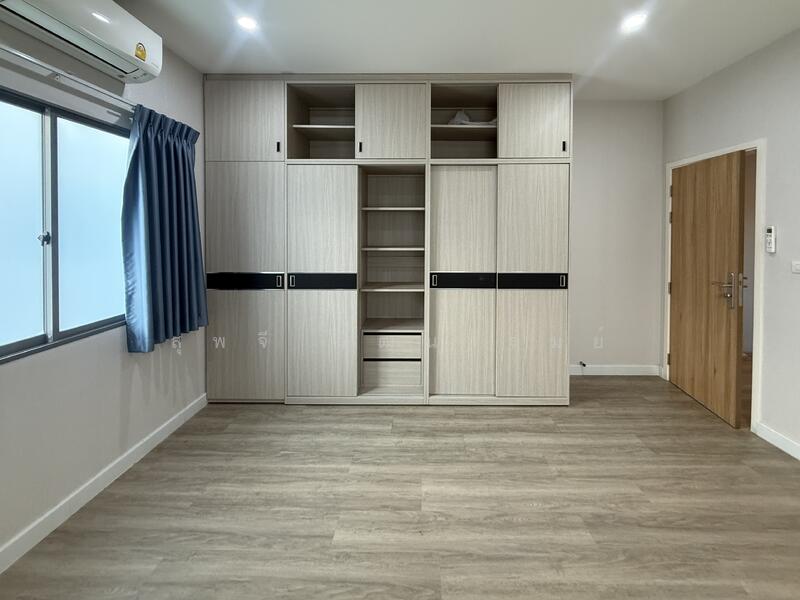 Perfect Place Sukhumvit 77-Suvarnabhumi, Samut Prakan, Lat Krabang Road, Rachathewa, Bang Plee, Samut Prakan, 4 Bedrooms, 175 sqm, Single Detached House For Sale, by Supajee Wattanarom, 500146481 - DDproperty.com