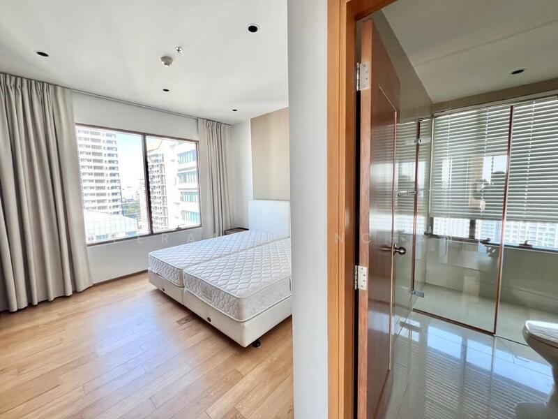 The Emporio Place, Bangkok, 93 Soi Sukhumvit 24, Sukhumvit Road, Khong Tan, Khlong Toei, Bangkok, 3 Bedrooms, 161 sqm, Condo For Rent, by Teeranop Inchan, 500146495 - DDproperty.com