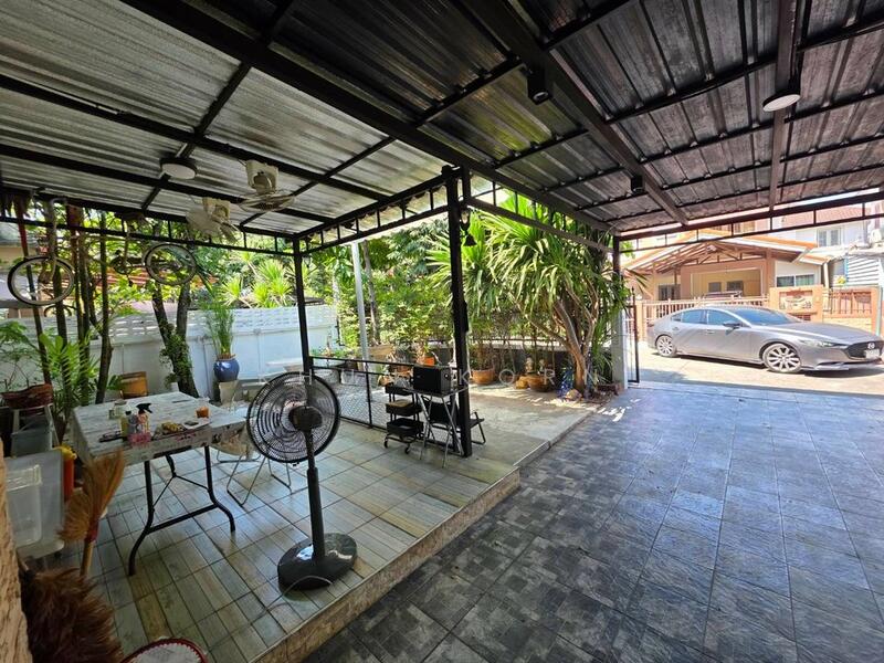 ขาย บ้านเดี่ยว ม.เนเบอร์โฮม วัชรพล สุขาภิบาล5 วิวสวน สภาพบ้าน สวยพร้อมอยู่, Bangkok, Sam Wa Tawan Tok, Khlong Sam Wa, Bangkok, 3 Bedrooms, 150 sqm, Single Detached House For Sale, by Khun Korn, 500146505 - DDproperty.com