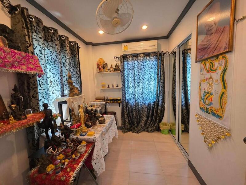 ขาย บ้านเดี่ยว ม.เนเบอร์โฮม วัชรพล สุขาภิบาล5 วิวสวน สภาพบ้าน สวยพร้อมอยู่, Bangkok, Sam Wa Tawan Tok, Khlong Sam Wa, Bangkok, 3 Bedrooms, 150 sqm, Single Detached House For Sale, by Khun Korn, 500146505 - DDproperty.com