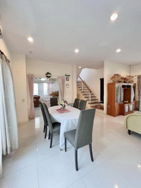 Perfect Place Sukhumvit 77-Suvarnabhumi, Samut Prakan, Lat Krabang Road, Rachathewa, Bang Plee, Samut Prakan, 3 Bedrooms, 180 sqm, Single Detached House For Rent, by นัฐพงค์ มณีอัครเนตร, 500146517 - DDproperty.com