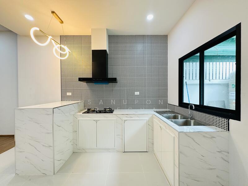 Chao Fah Garden Home 5 : เจ้าฟ้าการ์เด้นโฮม 5, ภูเก็ต, วิชิต, เมืองภูเก็ต, ภูเก็ต, 240 ตร.ม., ทาวน์เฮ้าส์ ขาย, โดย Wisanupong Preecha, 500146537 - DDproperty.com