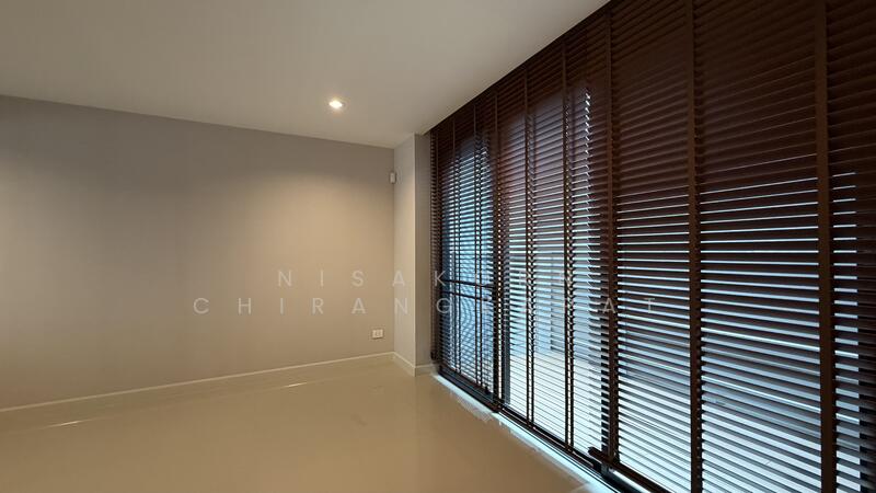 Nirvana Define Srinakarin-Rama 9, Bangkok, Srinakarin - Rom Klao Road, Saphan Sung, Saphan Sung, Bangkok, 3 Bedrooms, 156 sqm, Townhouse For Sale, by Nisakorn Chirangkapat, 500146576 - DDproperty.com