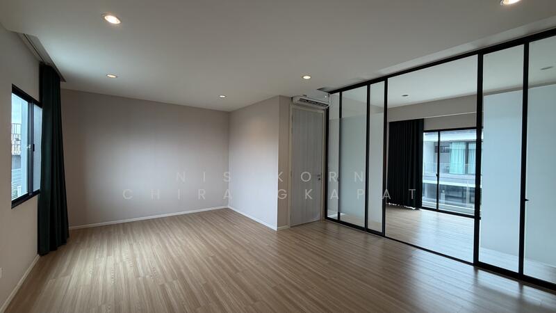 Nirvana Define Srinakarin-Rama 9, Bangkok, Srinakarin - Rom Klao Road, Saphan Sung, Saphan Sung, Bangkok, 3 Bedrooms, 156 sqm, Townhouse For Sale, by Nisakorn Chirangkapat, 500146576 - DDproperty.com