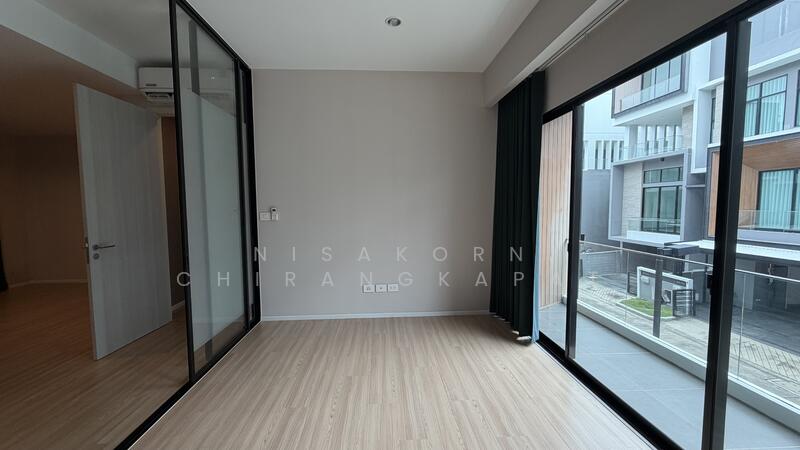 Nirvana Define Srinakarin-Rama 9, Bangkok, Srinakarin - Rom Klao Road, Saphan Sung, Saphan Sung, Bangkok, 3 Bedrooms, 156 sqm, Townhouse For Sale, by Nisakorn Chirangkapat, 500146576 - DDproperty.com