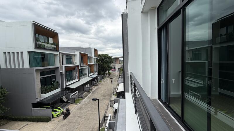 Nirvana Define Srinakarin-Rama 9, Bangkok, Srinakarin - Rom Klao Road, Saphan Sung, Saphan Sung, Bangkok, 3 Bedrooms, 156 sqm, Townhouse For Sale, by Nisakorn Chirangkapat, 500146576 - DDproperty.com