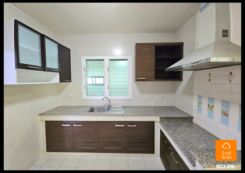 Setthasiri Chaengwattana-Prachachuen, Nonthaburi, Liap Khlong Prapa Road, Ban Mai, Pak Kret, Nonthaburi, 5 Bedrooms, 260 sqm, Single Detached House For Sale, by ภัทรพล ศรีกัลยาณบุตร, 500146578 - DDproperty.com