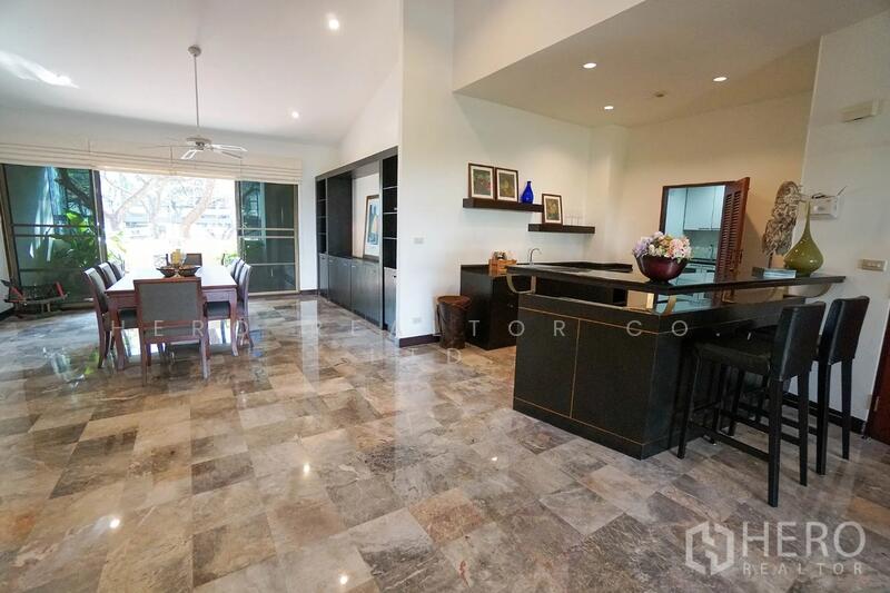 For Rent 3 Bedroom Condo in Khlong Tan Nuea, Watthana, Bangkok BTS Phrom Phong bre0792, Bangkok, Khlong Tan Nua, Watthana, Bangkok, 3 Bedrooms, 320 sqm, Single Detached House For Rent, by Hero Realtor Co., Ltd., 500146677 - DDproperty.com