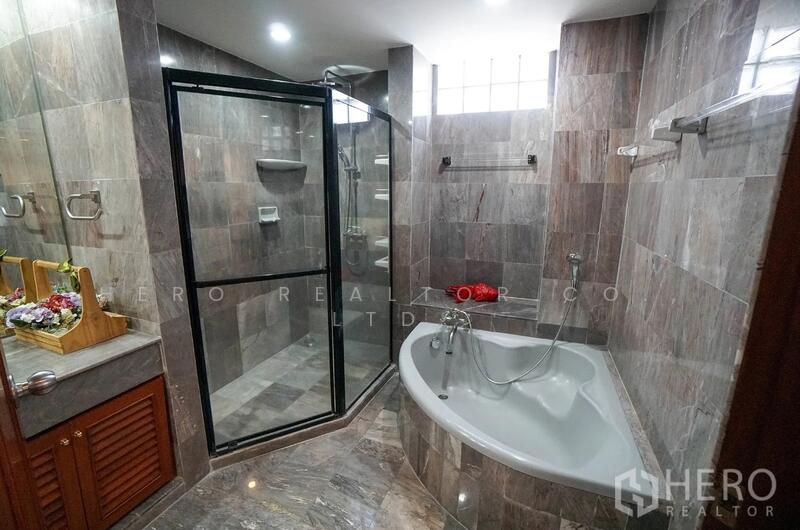 ให้เช่าคอนโด 3 ห้องนอน ใกล้ BTS พร้อมพงษ์ คลองตันเหนือ เขตวัฒนา กรุงเทพฯ bre0792, กรุงเทพ, คลองตันเหนือ, วัฒนา, กรุงเทพ, 320 ตร.ม., บ้านเดี่ยว ให้เช่า, โดย Hero Realtor Co., Ltd., 500146677 - DDproperty.com