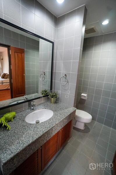 For Rent 3 Bedroom Condo in Khlong Tan Nuea, Watthana, Bangkok BTS Phrom Phong bre0792, Bangkok, Khlong Tan Nua, Watthana, Bangkok, 3 Bedrooms, 320 sqm, Single Detached House For Rent, by Hero Realtor Co., Ltd., 500146677 - DDproperty.com