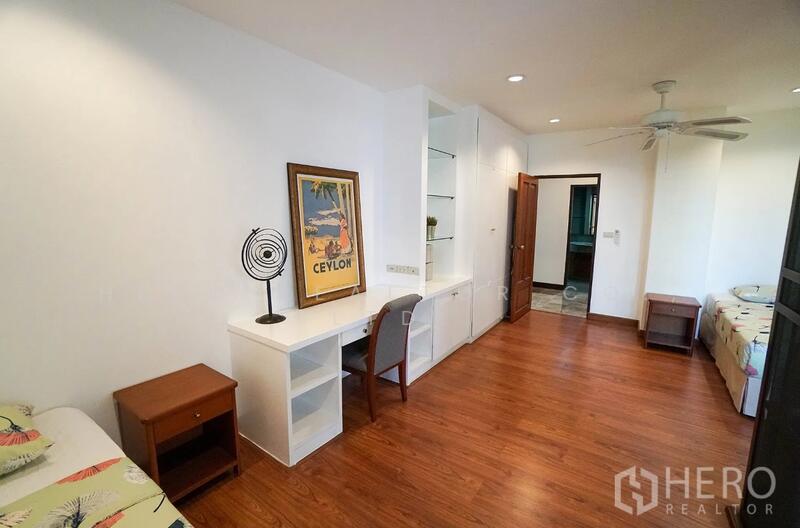 For Rent 3 Bedroom Condo in Khlong Tan Nuea, Watthana, Bangkok BTS Phrom Phong bre0792, Bangkok, Khlong Tan Nua, Watthana, Bangkok, 3 Bedrooms, 320 sqm, Single Detached House For Rent, by Hero Realtor Co., Ltd., 500146677 - DDproperty.com