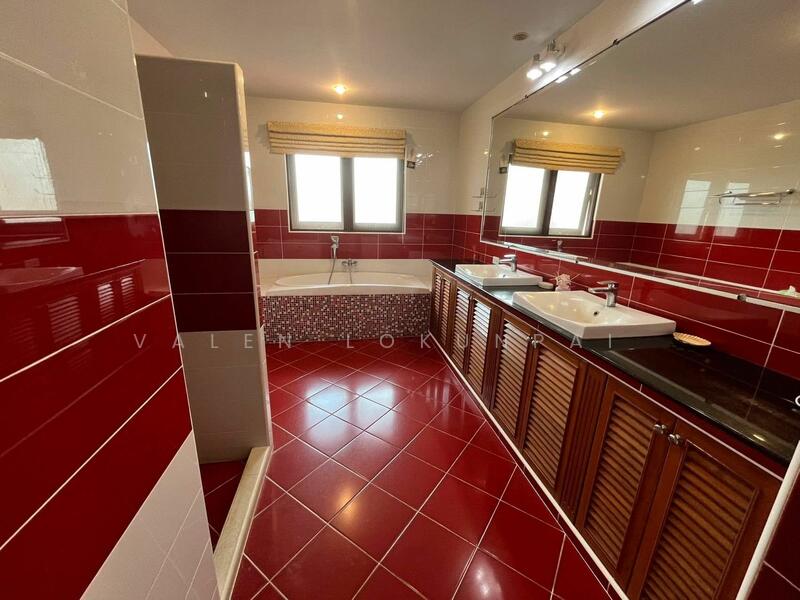 6-BR House, Chon Buri (Pattaya), Na Chom Thian, Sattahip, Chon Buri (Pattaya), 6 Bedrooms, 450 sqm, Single Detached House For Sale, by Valen Lokunpai , 500146741 - DDproperty.com