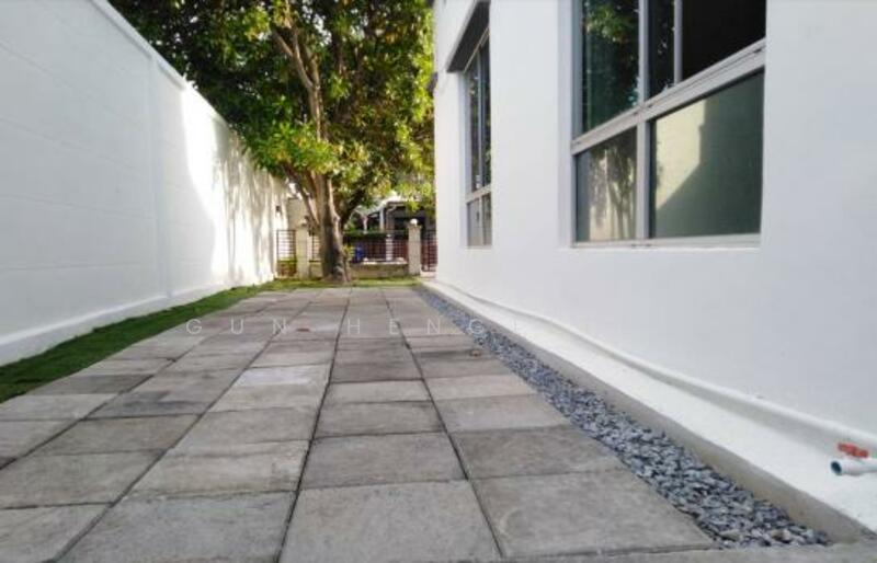 3-BR Townhouse, Bangkok, Hua Mak, Bang Kapi, Bangkok, 3 Bedrooms, 157 sqm, Townhouse For Sale, by Gun Henglite , 500146850 - DDproperty.com