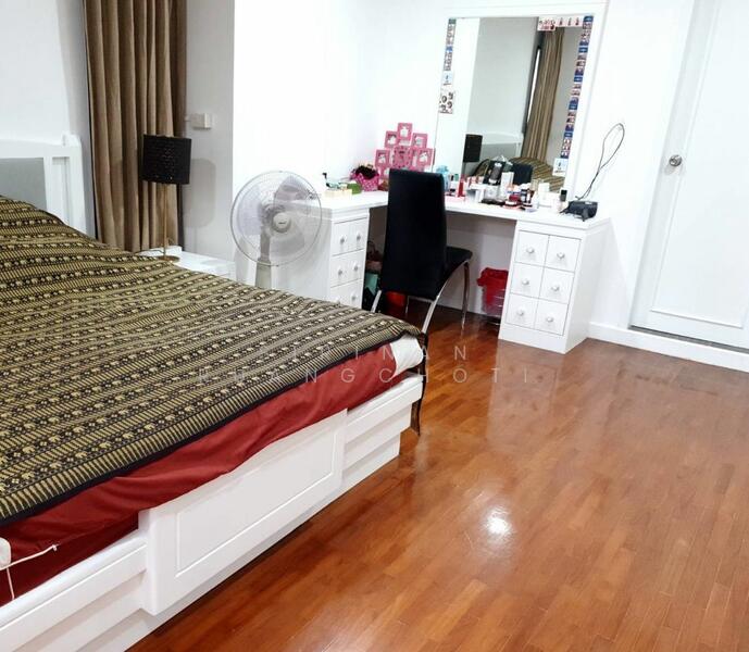 Baan Ploenchit, Bangkok, Soi Ruamrudee 2 Ploenchit Road, Lumphini, Pathum Wan, Bangkok, 2 Bedrooms, 100 sqm, Condo For Sale, by Sirinan Ruangchoti, 500146866 - DDproperty.com