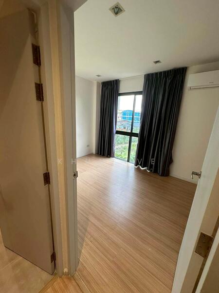 Y Residence Sukhumvit 113, Samut Prakan, Sukhumvit 113 Road (Soi Dan Samrong 42/1), Samrong Nua, Muang Samut Prakarn, Samut Prakan, 4 Bedrooms, 220 sqm, Townhouse For Rent, by Khun Eve, 500146902 - DDproperty.com