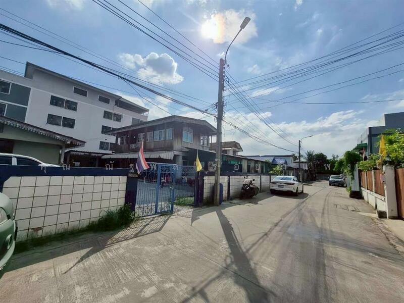 บ้านเดี่ยว 2 ชั้น 151 ตร.ว. บ้านเดี่ยว ซอยจรัญสนิทวงศ์31 แยก2 ใกล้รถไฟฟ้า MRTสถานีไฟฉาย, Bangkok, Bang Khun Sri, Bangkok Noi, Bangkok, 3 Bedrooms, 600 sqm, Single Detached House For Sale, by คุณ ณัฐพล ร้อยอำแพง (มาร์ค), 500146910 - DDproperty.com