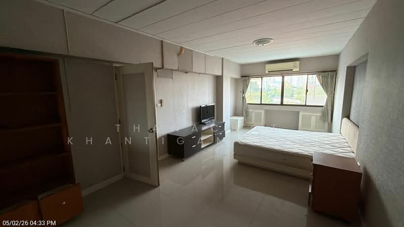 Yada Residential, Bangkok, 16 Phrom Sak Alley, Khlong Tan Nua, Watthana, Bangkok, 2 Bedrooms, 121 sqm, Condo For Sale, by Thanachot Khantigamongun, 500147005 - DDproperty.com